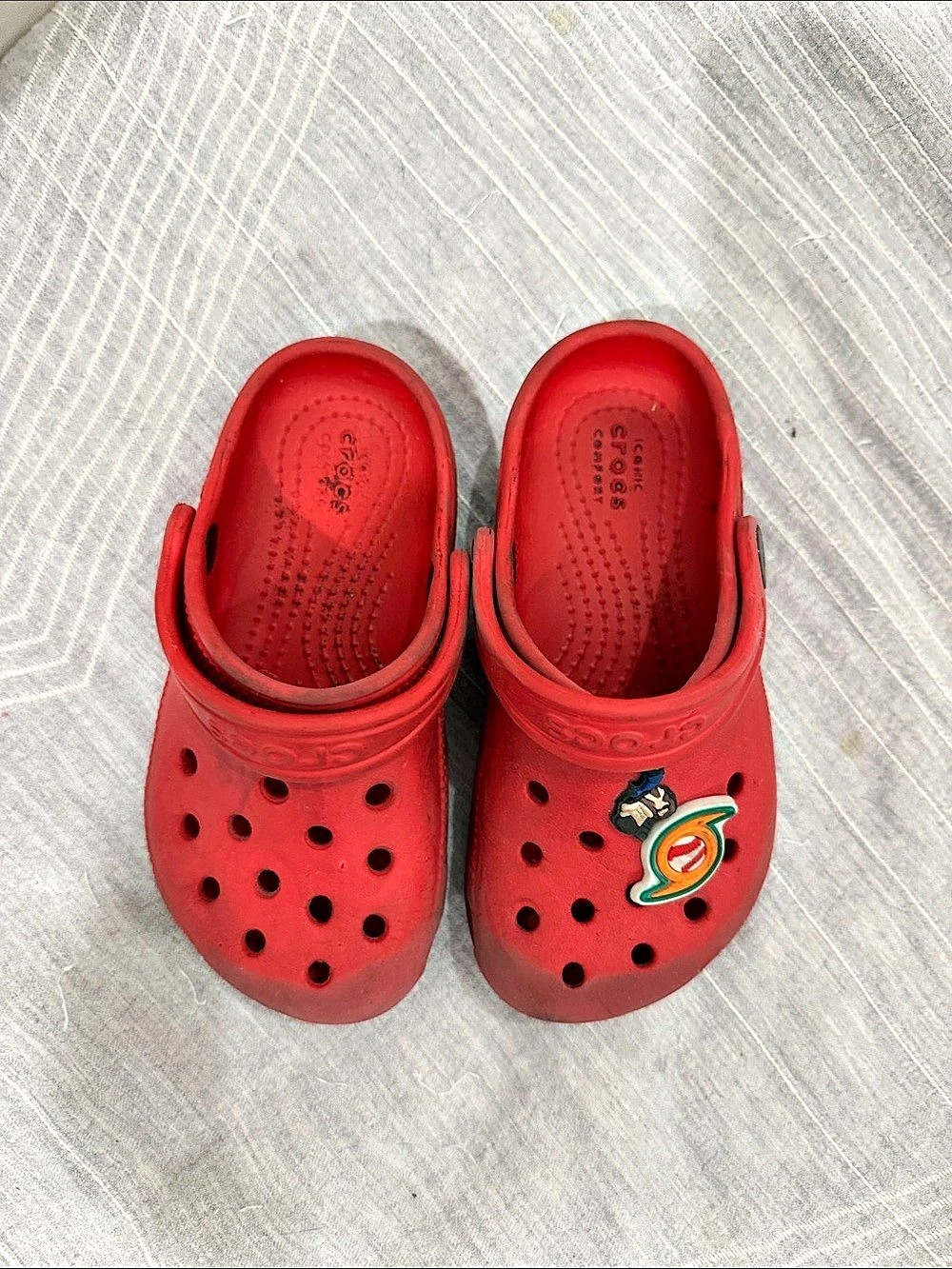 Crocs Kids' Classic Clog Red Kids Clogs c9